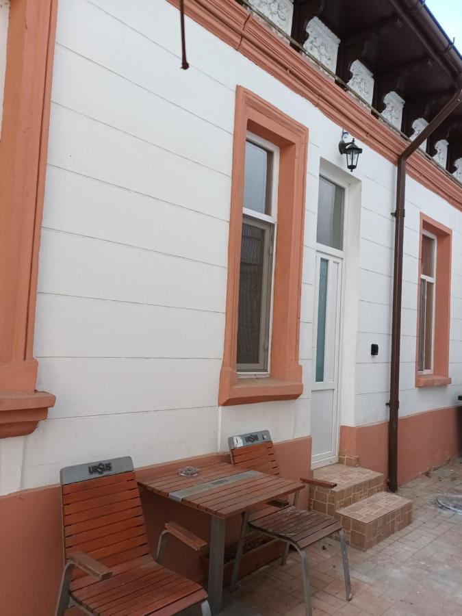 Apartament Casa Liveni Bukareszt Zewnętrze zdjęcie